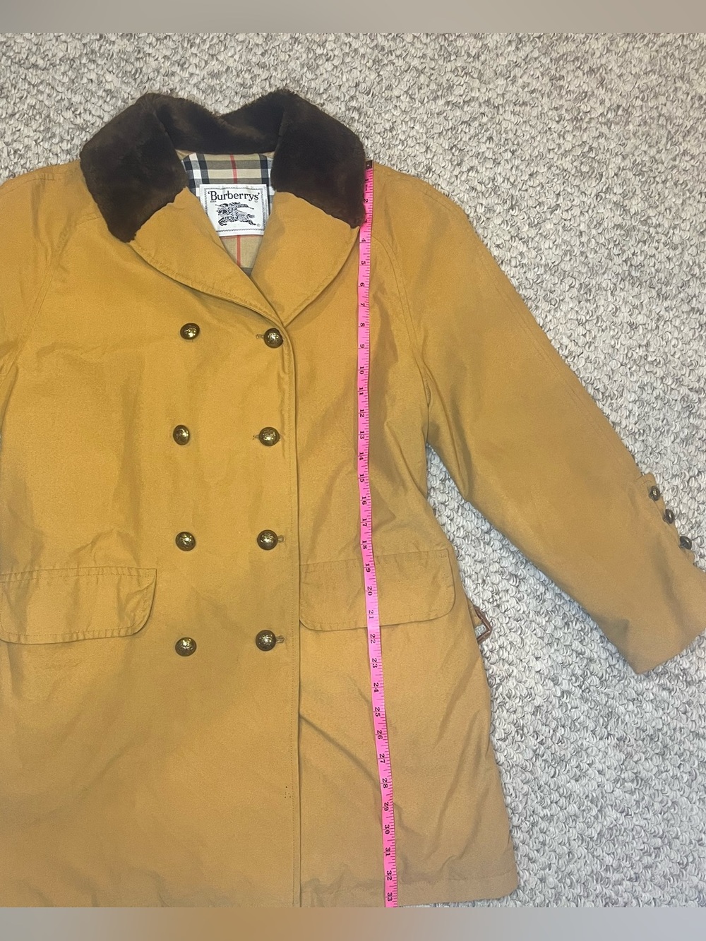 Vintage Burberry Women's Mustard Double-Breasted Trench Coat - size 8 (40) - Picture 11 of 13